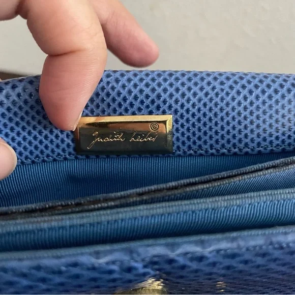 Rare⭐️ Vintage 1980s Judith Leiber Blue Lizard and Gold Charm Handbag (no strap) - Picture 10 of 14